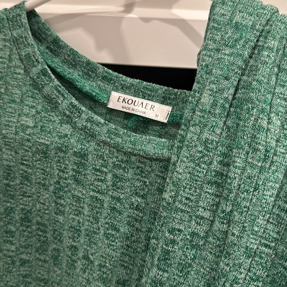 Green Ribbed Knit  Set - Picture 3 of 3